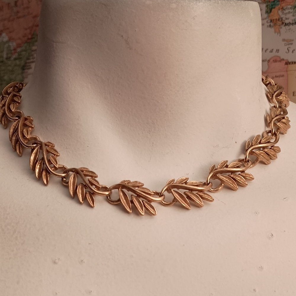 Vintage Napier Gold Leaf Choker